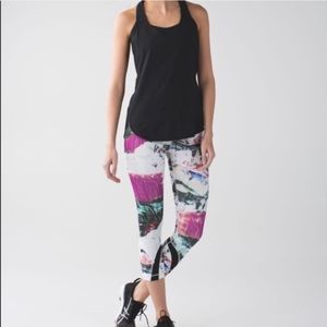 Lululemon run inspire crops